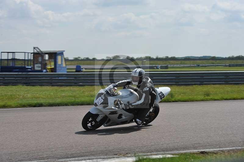 Motorcycle action photographs;Rockingham;Rockingham photographs;Trackday digital images;event digital images;eventdigitalimages;no limits trackday;peter wileman photography;rockingham corby northamptonshire;trackday;trackday photos