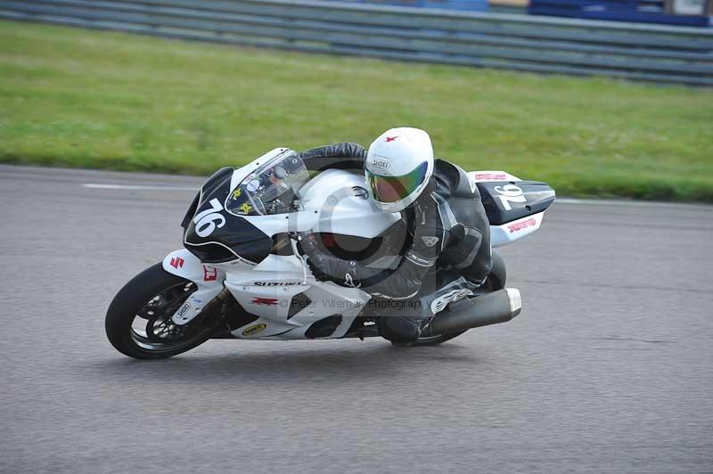 Motorcycle action photographs;Rockingham;Rockingham photographs;Trackday digital images;event digital images;eventdigitalimages;no limits trackday;peter wileman photography;rockingham corby northamptonshire;trackday;trackday photos