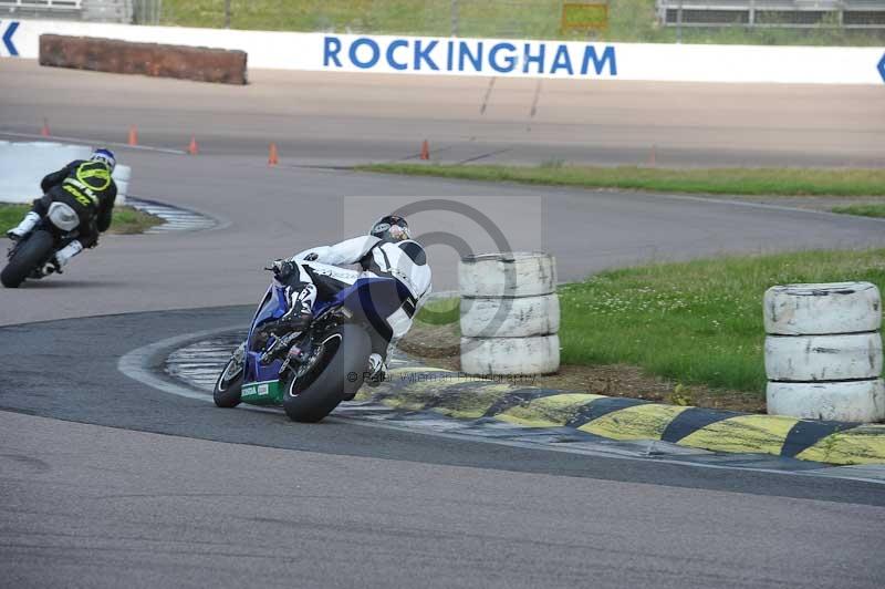 Motorcycle action photographs;Rockingham;Rockingham photographs;Trackday digital images;event digital images;eventdigitalimages;no limits trackday;peter wileman photography;rockingham corby northamptonshire;trackday;trackday photos