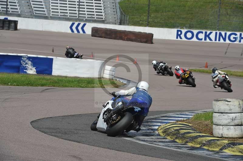 Motorcycle action photographs;Rockingham;Rockingham photographs;Trackday digital images;event digital images;eventdigitalimages;no limits trackday;peter wileman photography;rockingham corby northamptonshire;trackday;trackday photos