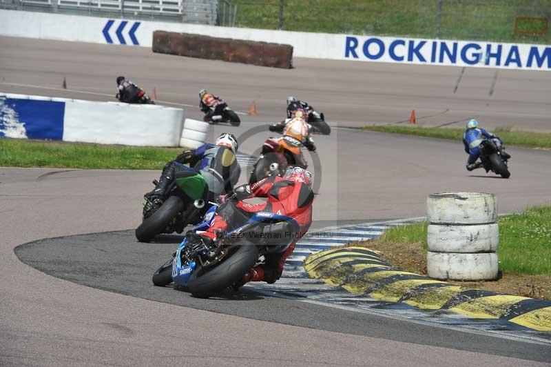 Motorcycle action photographs;Rockingham;Rockingham photographs;Trackday digital images;event digital images;eventdigitalimages;no limits trackday;peter wileman photography;rockingham corby northamptonshire;trackday;trackday photos