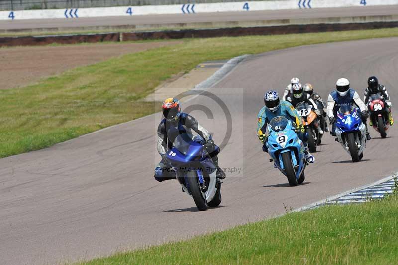 Motorcycle action photographs;Rockingham;Rockingham photographs;Trackday digital images;event digital images;eventdigitalimages;no limits trackday;peter wileman photography;rockingham corby northamptonshire;trackday;trackday photos