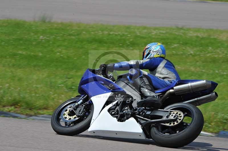 Motorcycle action photographs;Rockingham;Rockingham photographs;Trackday digital images;event digital images;eventdigitalimages;no limits trackday;peter wileman photography;rockingham corby northamptonshire;trackday;trackday photos