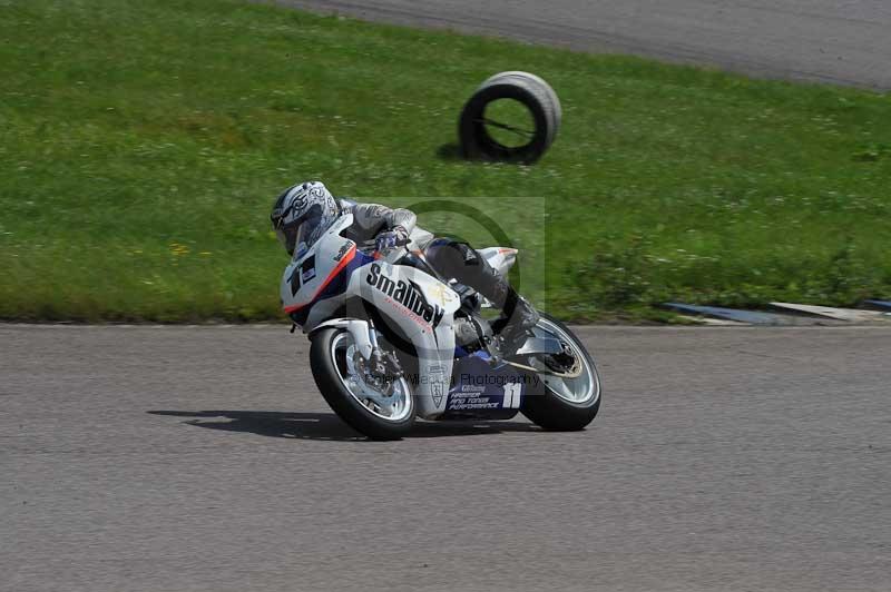 Motorcycle action photographs;Rockingham;Rockingham photographs;Trackday digital images;event digital images;eventdigitalimages;no limits trackday;peter wileman photography;rockingham corby northamptonshire;trackday;trackday photos