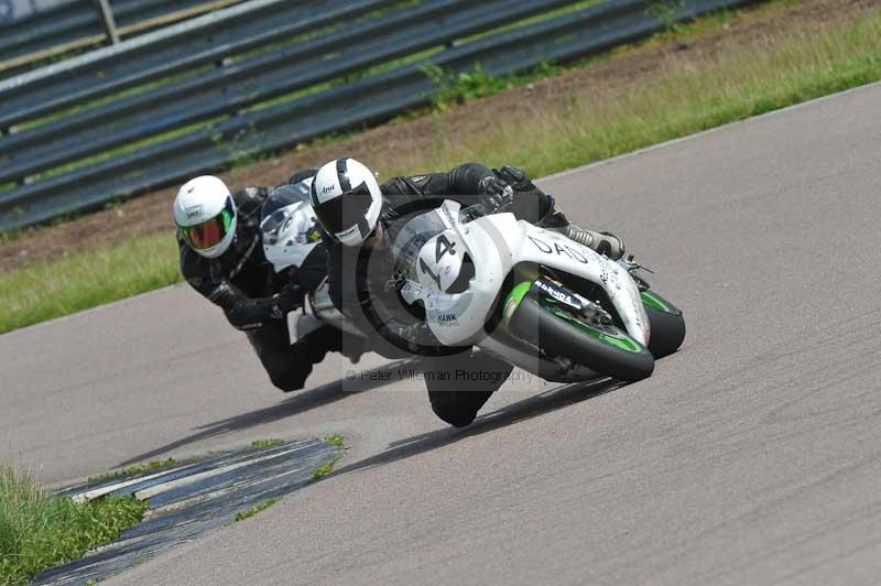 Motorcycle action photographs;Rockingham;Rockingham photographs;Trackday digital images;event digital images;eventdigitalimages;no limits trackday;peter wileman photography;rockingham corby northamptonshire;trackday;trackday photos