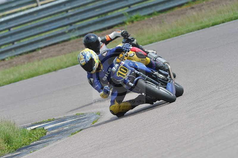 Motorcycle action photographs;Rockingham;Rockingham photographs;Trackday digital images;event digital images;eventdigitalimages;no limits trackday;peter wileman photography;rockingham corby northamptonshire;trackday;trackday photos