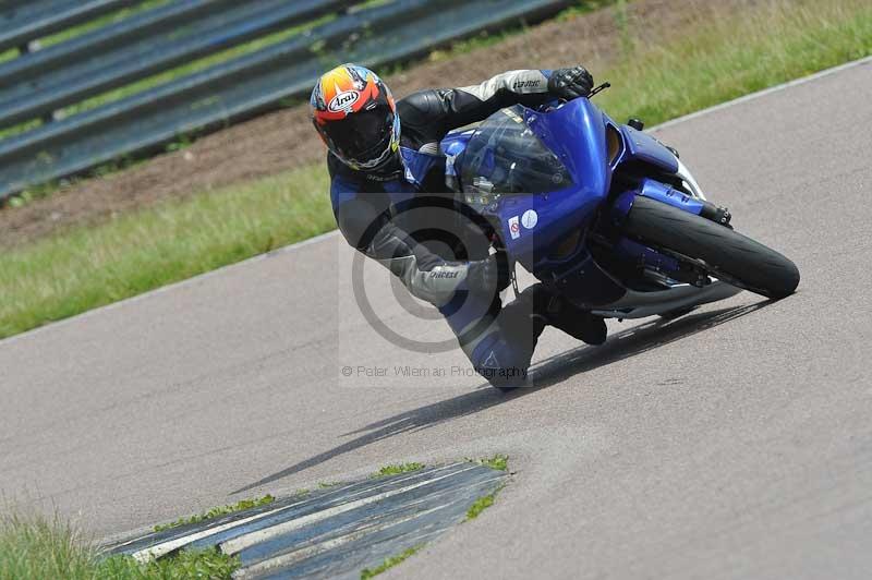 Motorcycle action photographs;Rockingham;Rockingham photographs;Trackday digital images;event digital images;eventdigitalimages;no limits trackday;peter wileman photography;rockingham corby northamptonshire;trackday;trackday photos