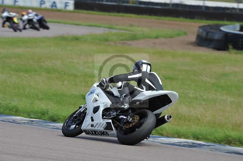 Motorcycle action photographs;Rockingham;Rockingham photographs;Trackday digital images;event digital images;eventdigitalimages;no limits trackday;peter wileman photography;rockingham corby northamptonshire;trackday;trackday photos