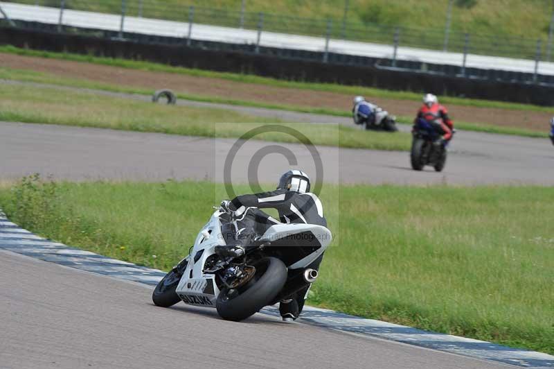 Motorcycle action photographs;Rockingham;Rockingham photographs;Trackday digital images;event digital images;eventdigitalimages;no limits trackday;peter wileman photography;rockingham corby northamptonshire;trackday;trackday photos