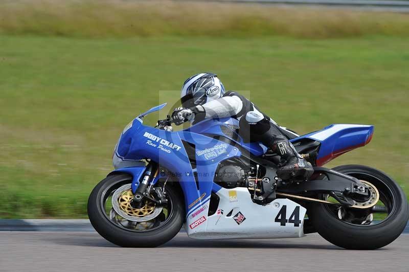 Motorcycle action photographs;Rockingham;Rockingham photographs;Trackday digital images;event digital images;eventdigitalimages;no limits trackday;peter wileman photography;rockingham corby northamptonshire;trackday;trackday photos