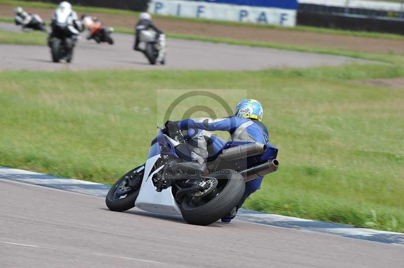 Motorcycle action photographs;Rockingham;Rockingham photographs;Trackday digital images;event digital images;eventdigitalimages;no limits trackday;peter wileman photography;rockingham corby northamptonshire;trackday;trackday photos