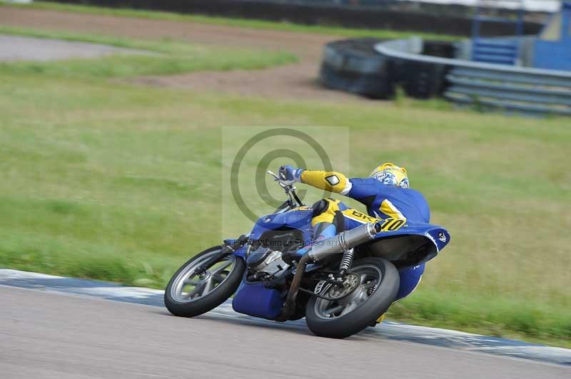 Motorcycle action photographs;Rockingham;Rockingham photographs;Trackday digital images;event digital images;eventdigitalimages;no limits trackday;peter wileman photography;rockingham corby northamptonshire;trackday;trackday photos