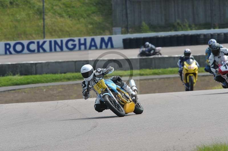 Motorcycle action photographs;Rockingham;Rockingham photographs;Trackday digital images;event digital images;eventdigitalimages;no limits trackday;peter wileman photography;rockingham corby northamptonshire;trackday;trackday photos