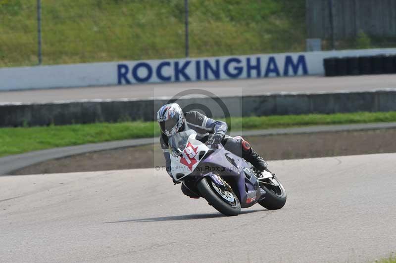 Motorcycle action photographs;Rockingham;Rockingham photographs;Trackday digital images;event digital images;eventdigitalimages;no limits trackday;peter wileman photography;rockingham corby northamptonshire;trackday;trackday photos