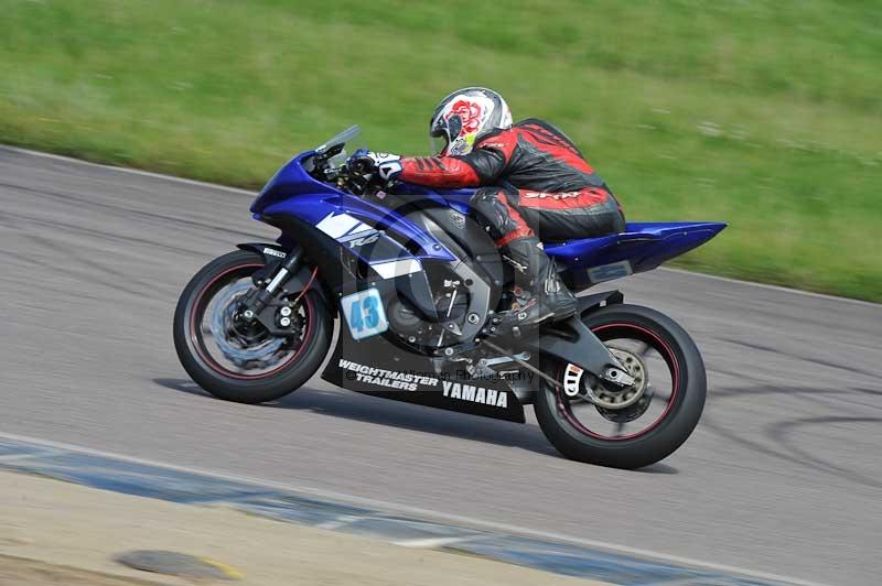 Motorcycle action photographs;Rockingham;Rockingham photographs;Trackday digital images;event digital images;eventdigitalimages;no limits trackday;peter wileman photography;rockingham corby northamptonshire;trackday;trackday photos