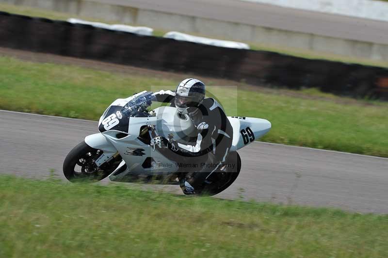 Motorcycle action photographs;Rockingham;Rockingham photographs;Trackday digital images;event digital images;eventdigitalimages;no limits trackday;peter wileman photography;rockingham corby northamptonshire;trackday;trackday photos