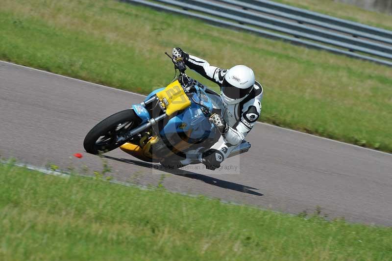 Motorcycle action photographs;Rockingham;Rockingham photographs;Trackday digital images;event digital images;eventdigitalimages;no limits trackday;peter wileman photography;rockingham corby northamptonshire;trackday;trackday photos