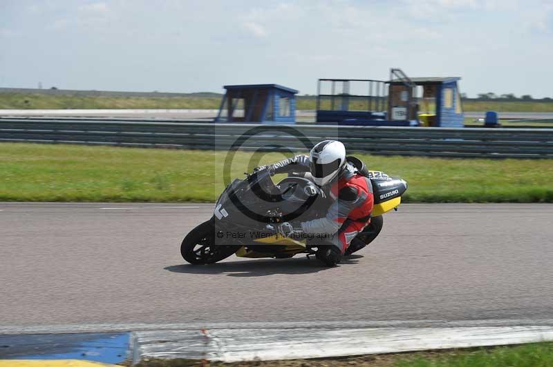 Motorcycle action photographs;Rockingham;Rockingham photographs;Trackday digital images;event digital images;eventdigitalimages;no limits trackday;peter wileman photography;rockingham corby northamptonshire;trackday;trackday photos