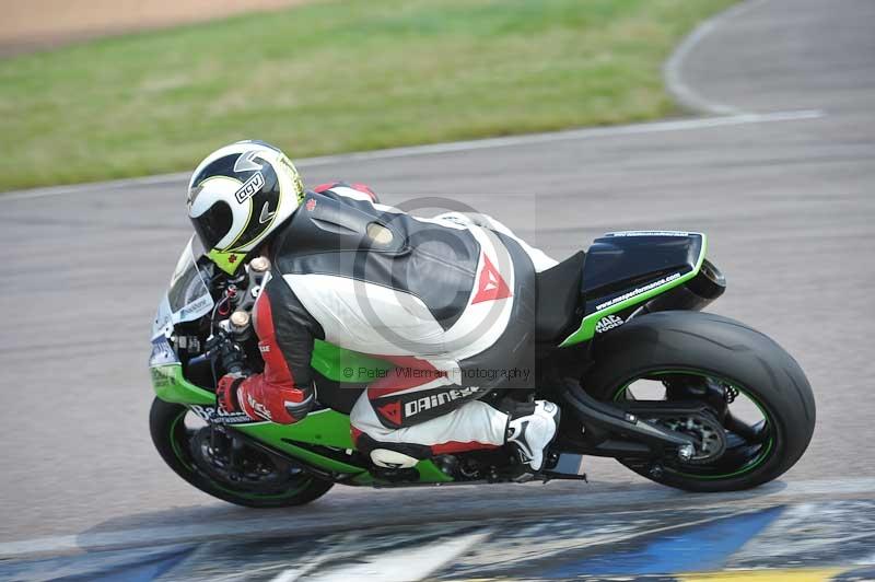 Motorcycle action photographs;Rockingham;Rockingham photographs;Trackday digital images;event digital images;eventdigitalimages;no limits trackday;peter wileman photography;rockingham corby northamptonshire;trackday;trackday photos