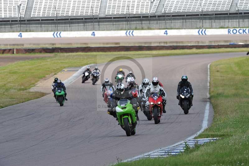 Motorcycle action photographs;Rockingham;Rockingham photographs;Trackday digital images;event digital images;eventdigitalimages;no limits trackday;peter wileman photography;rockingham corby northamptonshire;trackday;trackday photos