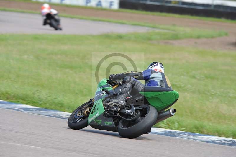 Motorcycle action photographs;Rockingham;Rockingham photographs;Trackday digital images;event digital images;eventdigitalimages;no limits trackday;peter wileman photography;rockingham corby northamptonshire;trackday;trackday photos