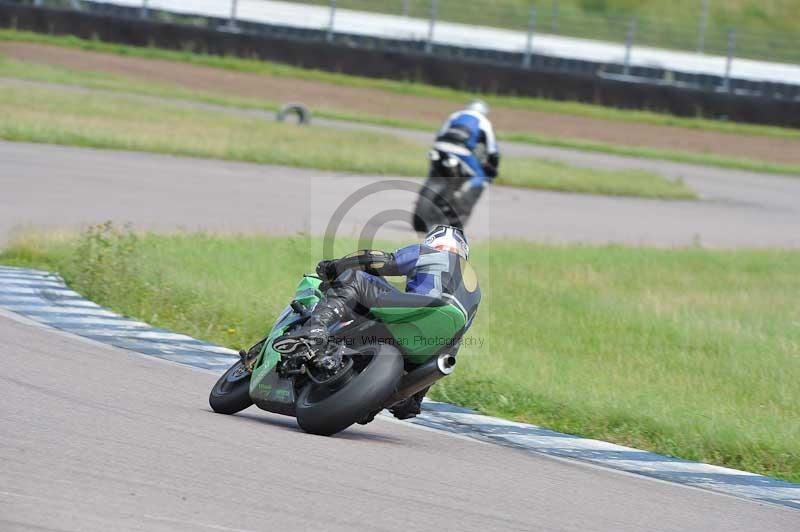 Motorcycle action photographs;Rockingham;Rockingham photographs;Trackday digital images;event digital images;eventdigitalimages;no limits trackday;peter wileman photography;rockingham corby northamptonshire;trackday;trackday photos