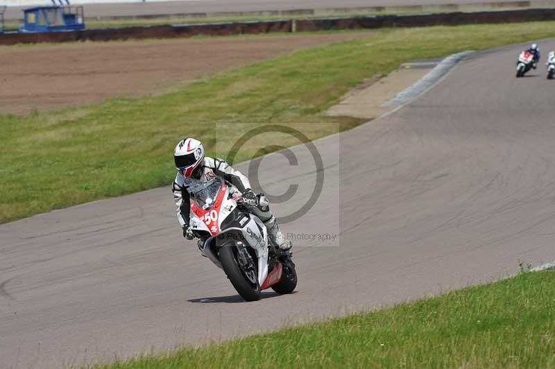 Motorcycle action photographs;Rockingham;Rockingham photographs;Trackday digital images;event digital images;eventdigitalimages;no limits trackday;peter wileman photography;rockingham corby northamptonshire;trackday;trackday photos