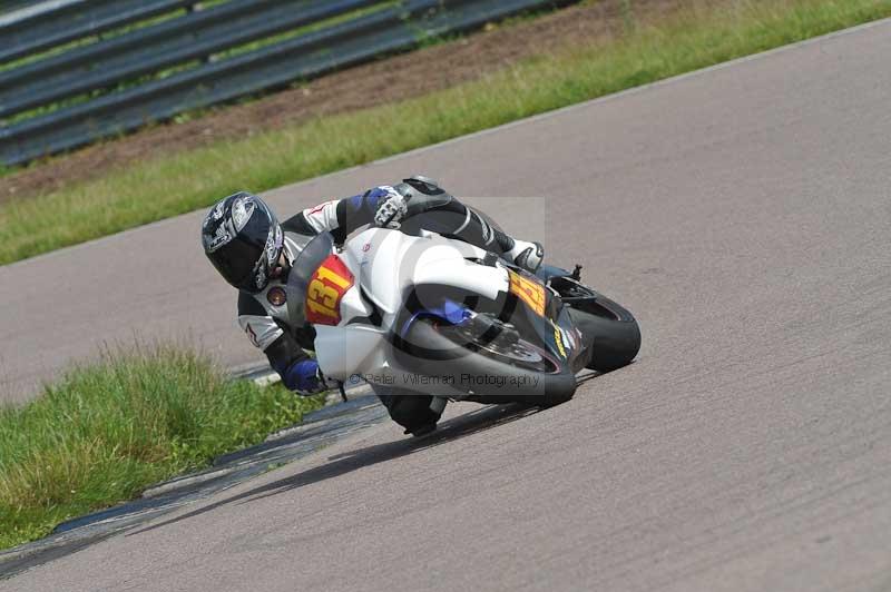 Motorcycle action photographs;Rockingham;Rockingham photographs;Trackday digital images;event digital images;eventdigitalimages;no limits trackday;peter wileman photography;rockingham corby northamptonshire;trackday;trackday photos