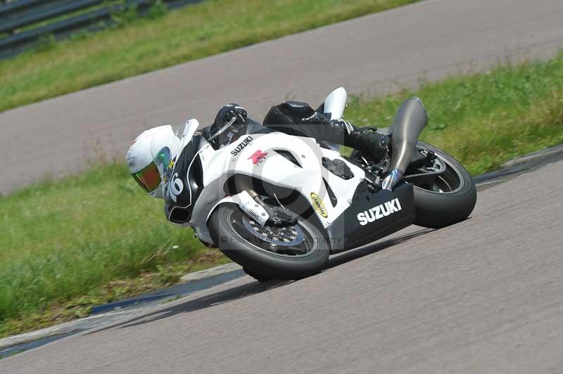 Motorcycle action photographs;Rockingham;Rockingham photographs;Trackday digital images;event digital images;eventdigitalimages;no limits trackday;peter wileman photography;rockingham corby northamptonshire;trackday;trackday photos