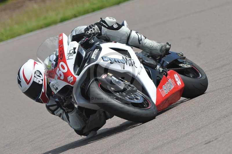 Motorcycle action photographs;Rockingham;Rockingham photographs;Trackday digital images;event digital images;eventdigitalimages;no limits trackday;peter wileman photography;rockingham corby northamptonshire;trackday;trackday photos