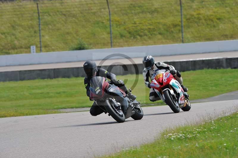 Motorcycle action photographs;Rockingham;Rockingham photographs;Trackday digital images;event digital images;eventdigitalimages;no limits trackday;peter wileman photography;rockingham corby northamptonshire;trackday;trackday photos