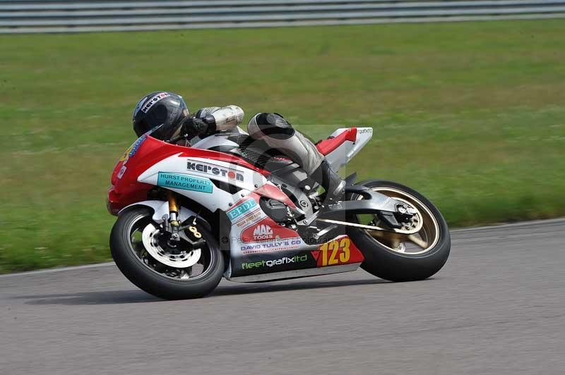 Motorcycle action photographs;Rockingham;Rockingham photographs;Trackday digital images;event digital images;eventdigitalimages;no limits trackday;peter wileman photography;rockingham corby northamptonshire;trackday;trackday photos