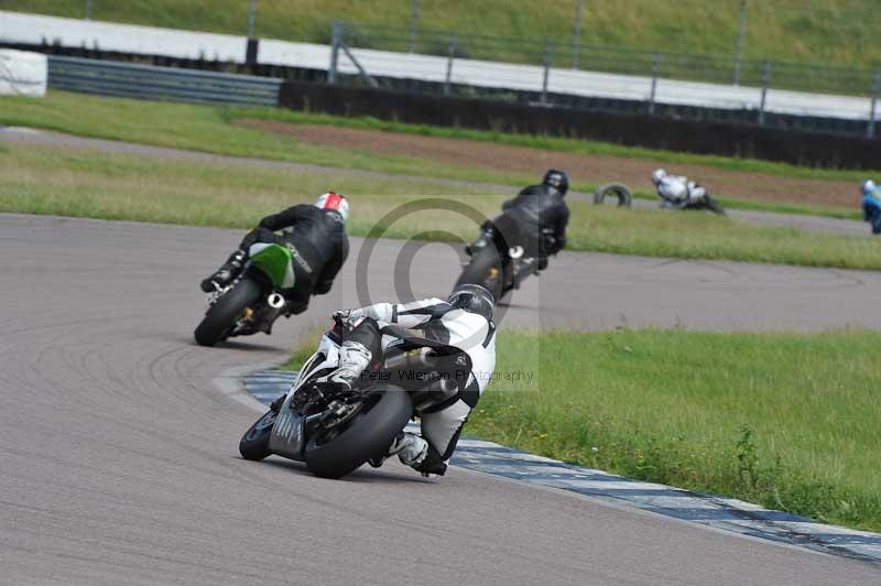 Motorcycle action photographs;Rockingham;Rockingham photographs;Trackday digital images;event digital images;eventdigitalimages;no limits trackday;peter wileman photography;rockingham corby northamptonshire;trackday;trackday photos