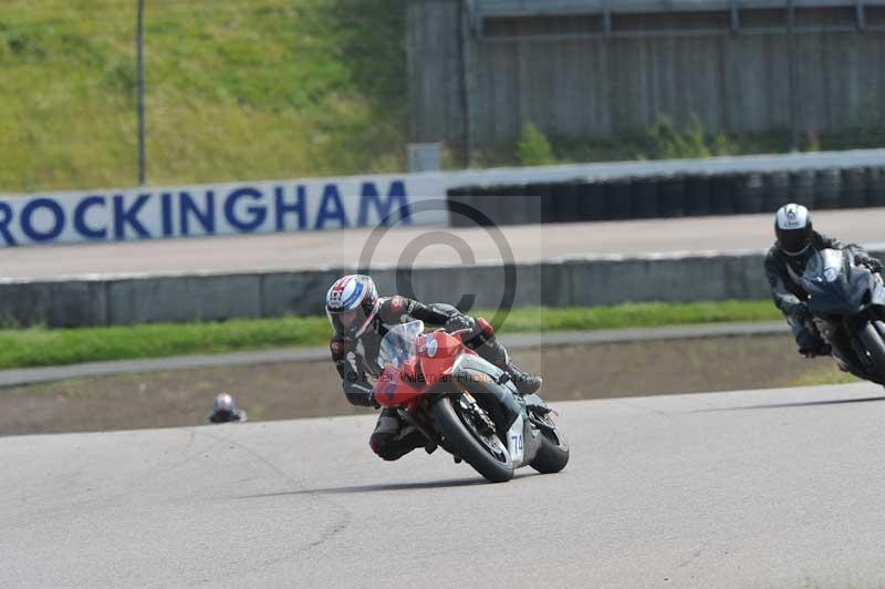 Motorcycle action photographs;Rockingham;Rockingham photographs;Trackday digital images;event digital images;eventdigitalimages;no limits trackday;peter wileman photography;rockingham corby northamptonshire;trackday;trackday photos