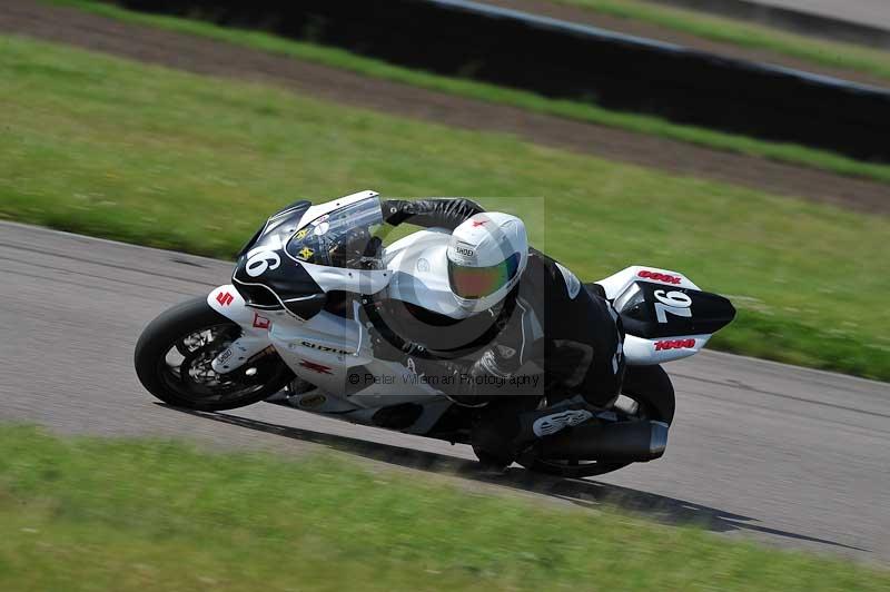 Motorcycle action photographs;Rockingham;Rockingham photographs;Trackday digital images;event digital images;eventdigitalimages;no limits trackday;peter wileman photography;rockingham corby northamptonshire;trackday;trackday photos