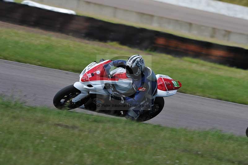 Motorcycle action photographs;Rockingham;Rockingham photographs;Trackday digital images;event digital images;eventdigitalimages;no limits trackday;peter wileman photography;rockingham corby northamptonshire;trackday;trackday photos