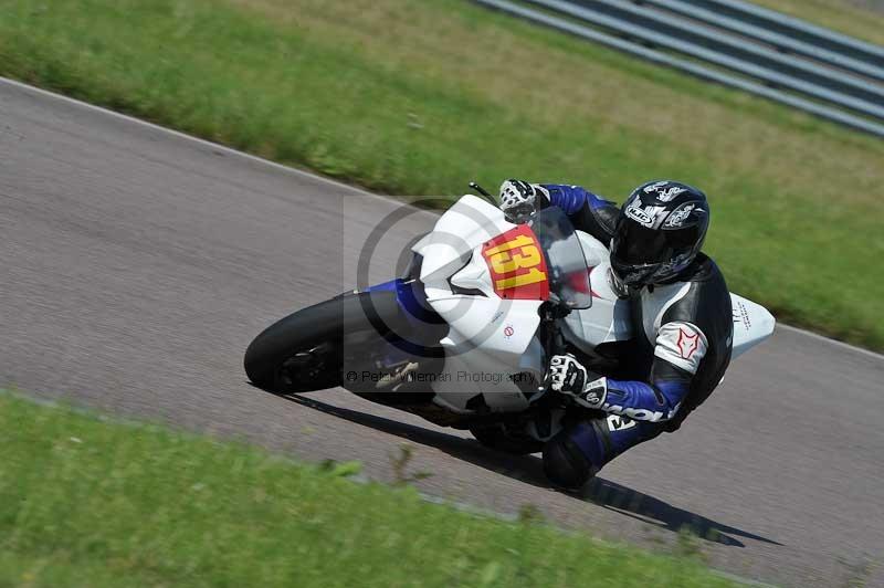 Motorcycle action photographs;Rockingham;Rockingham photographs;Trackday digital images;event digital images;eventdigitalimages;no limits trackday;peter wileman photography;rockingham corby northamptonshire;trackday;trackday photos