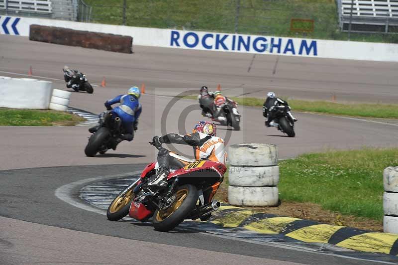 Motorcycle action photographs;Rockingham;Rockingham photographs;Trackday digital images;event digital images;eventdigitalimages;no limits trackday;peter wileman photography;rockingham corby northamptonshire;trackday;trackday photos