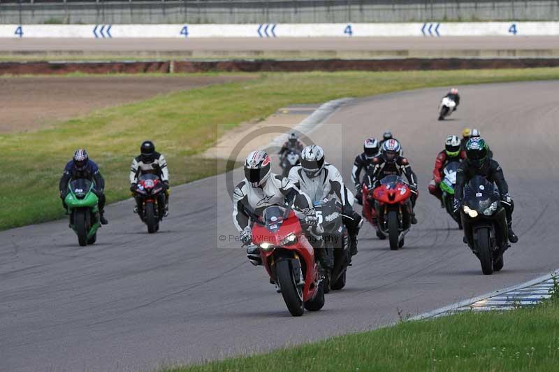 Motorcycle action photographs;Rockingham;Rockingham photographs;Trackday digital images;event digital images;eventdigitalimages;no limits trackday;peter wileman photography;rockingham corby northamptonshire;trackday;trackday photos