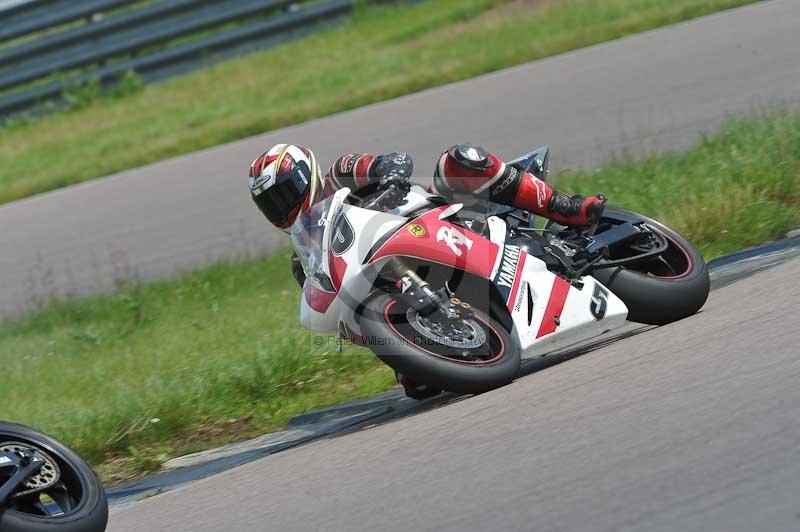 Motorcycle action photographs;Rockingham;Rockingham photographs;Trackday digital images;event digital images;eventdigitalimages;no limits trackday;peter wileman photography;rockingham corby northamptonshire;trackday;trackday photos