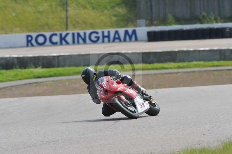 Motorcycle action photographs;Rockingham;Rockingham photographs;Trackday digital images;event digital images;eventdigitalimages;no limits trackday;peter wileman photography;rockingham corby northamptonshire;trackday;trackday photos