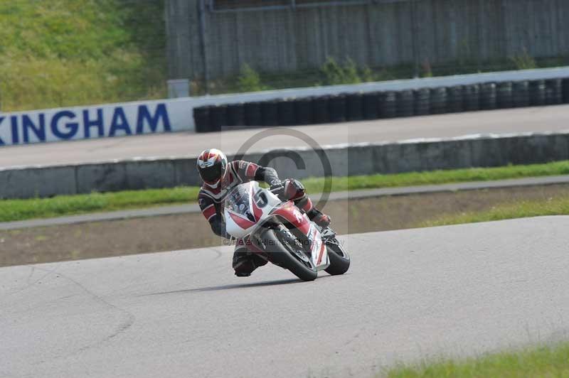 Motorcycle action photographs;Rockingham;Rockingham photographs;Trackday digital images;event digital images;eventdigitalimages;no limits trackday;peter wileman photography;rockingham corby northamptonshire;trackday;trackday photos