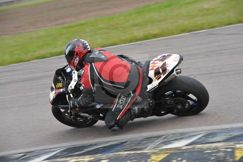 Motorcycle action photographs;Rockingham;Rockingham photographs;Trackday digital images;event digital images;eventdigitalimages;no limits trackday;peter wileman photography;rockingham corby northamptonshire;trackday;trackday photos