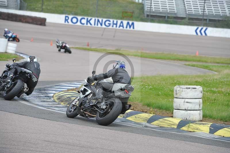 Motorcycle action photographs;Rockingham;Rockingham photographs;Trackday digital images;event digital images;eventdigitalimages;no limits trackday;peter wileman photography;rockingham corby northamptonshire;trackday;trackday photos