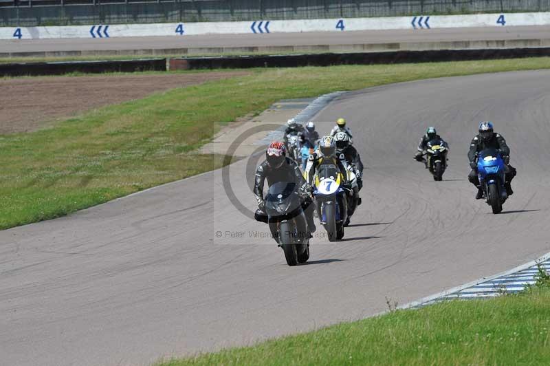 Motorcycle action photographs;Rockingham;Rockingham photographs;Trackday digital images;event digital images;eventdigitalimages;no limits trackday;peter wileman photography;rockingham corby northamptonshire;trackday;trackday photos