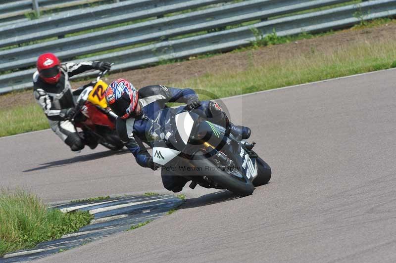 Motorcycle action photographs;Rockingham;Rockingham photographs;Trackday digital images;event digital images;eventdigitalimages;no limits trackday;peter wileman photography;rockingham corby northamptonshire;trackday;trackday photos