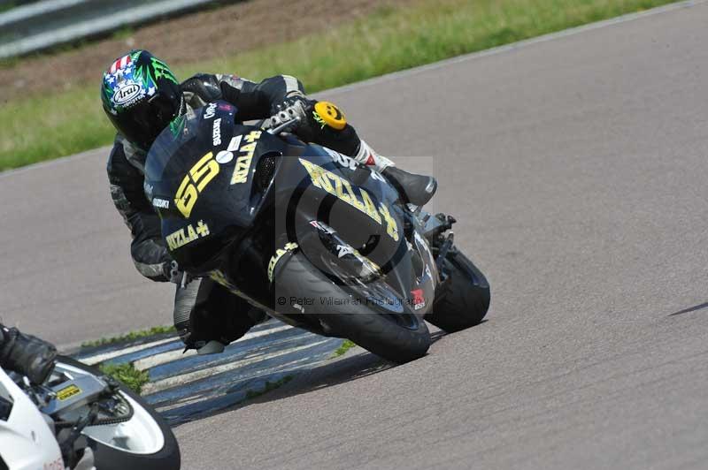 Motorcycle action photographs;Rockingham;Rockingham photographs;Trackday digital images;event digital images;eventdigitalimages;no limits trackday;peter wileman photography;rockingham corby northamptonshire;trackday;trackday photos