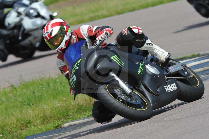 Motorcycle action photographs;Rockingham;Rockingham photographs;Trackday digital images;event digital images;eventdigitalimages;no limits trackday;peter wileman photography;rockingham corby northamptonshire;trackday;trackday photos