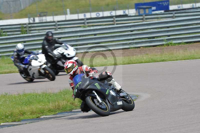 Motorcycle action photographs;Rockingham;Rockingham photographs;Trackday digital images;event digital images;eventdigitalimages;no limits trackday;peter wileman photography;rockingham corby northamptonshire;trackday;trackday photos