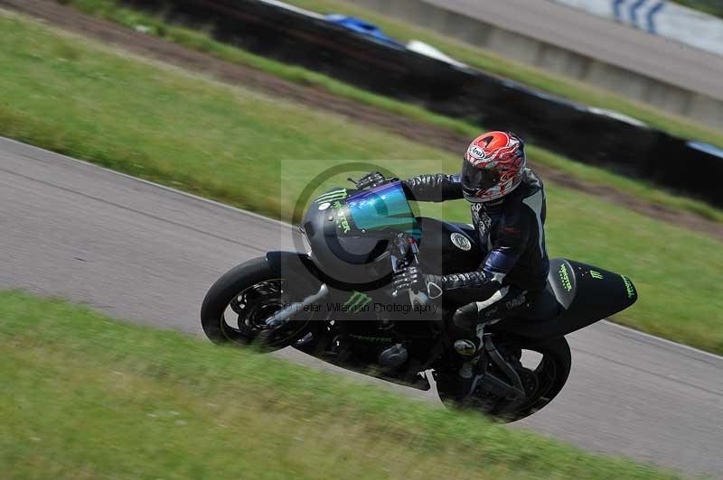 Motorcycle action photographs;Rockingham;Rockingham photographs;Trackday digital images;event digital images;eventdigitalimages;no limits trackday;peter wileman photography;rockingham corby northamptonshire;trackday;trackday photos